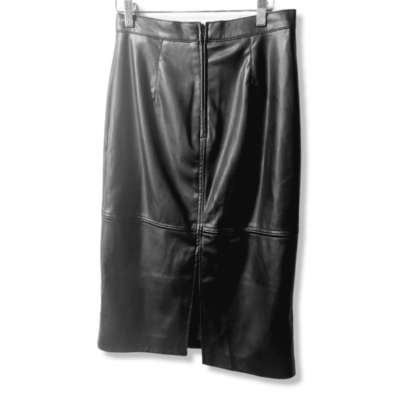 𝅺nwt H&M Black Vegan Faux Leather Midi Skirt Size 6 - Picture 8 of 8